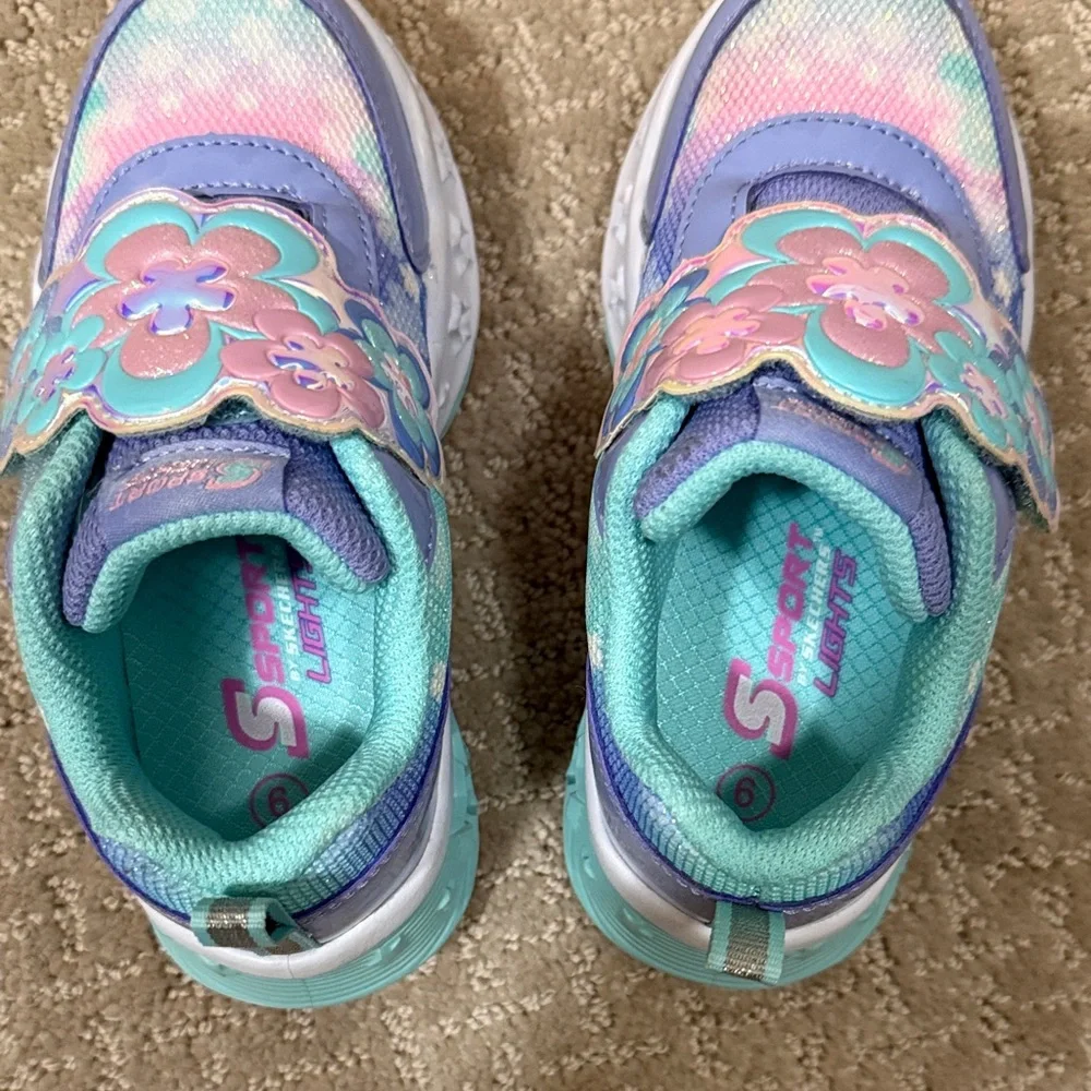 Skechers Girls' Pastel Floral- Purple, Teal & Pink - Picture 4 of 6